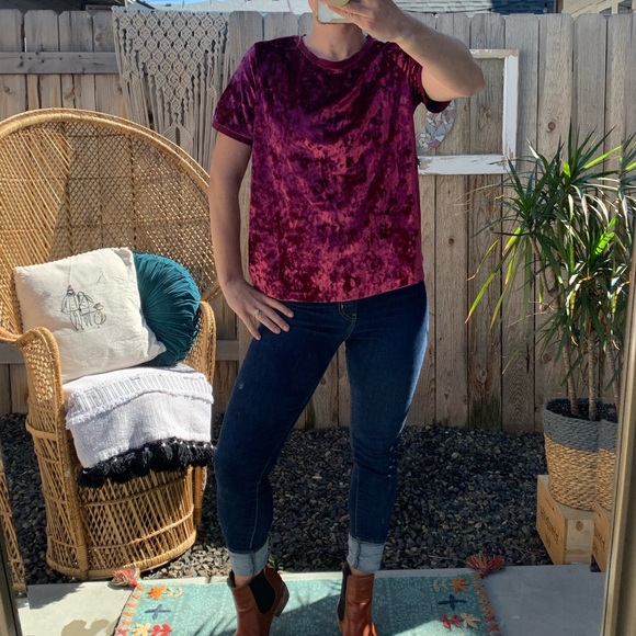 Velvet Tee - Picture 3 of 8